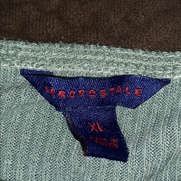 Top - Picture 2 of 2